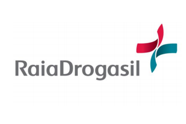 CAU/SE renova parceria com rede de farmácias Drogasil/Droga Raia