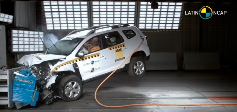 Em novo protocolo, Latin NCAP reprova Duster em “crash test” e recomenda recall