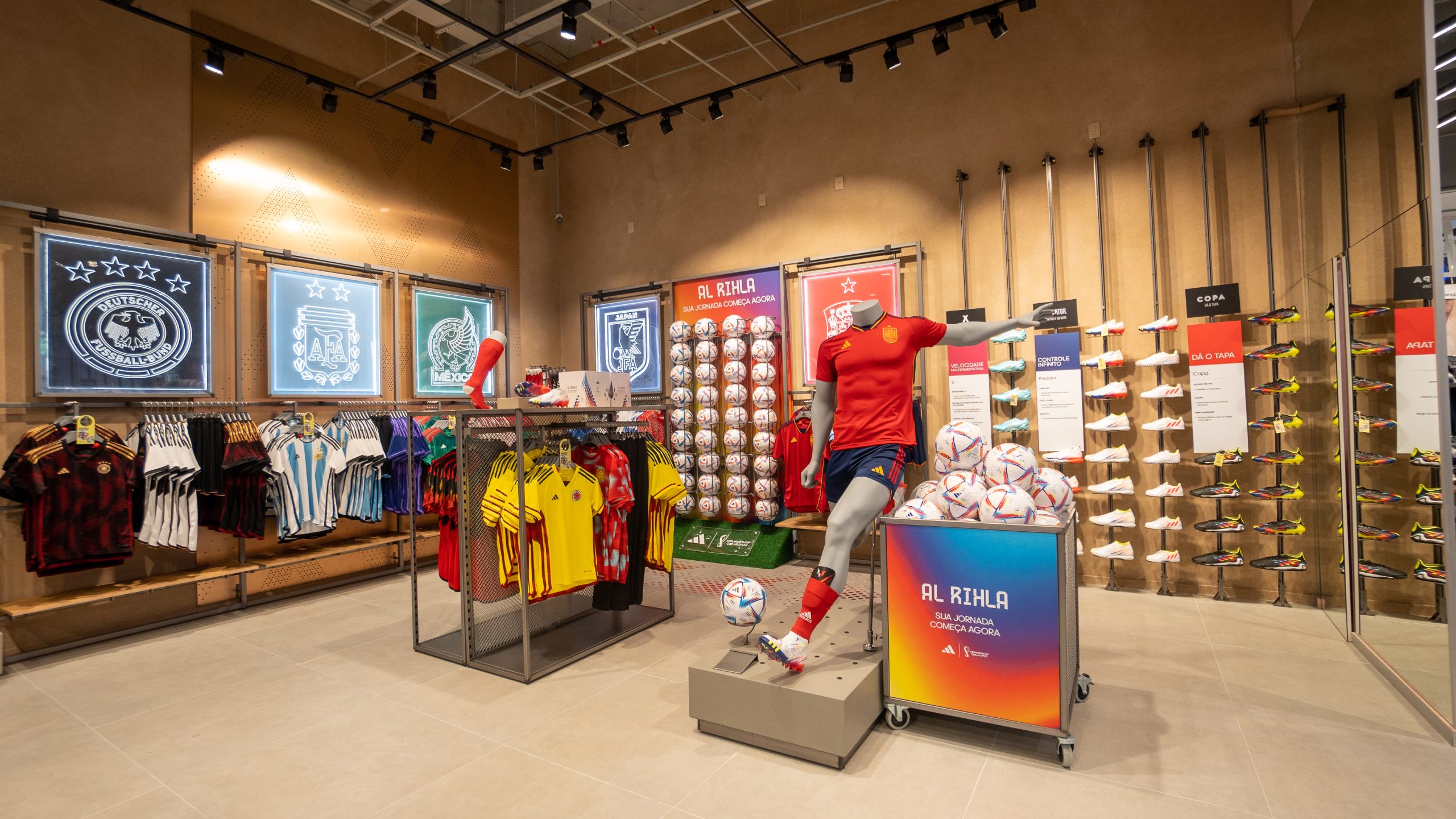 Adidas Ipanema: loja moderna com qualidade e exclusividade