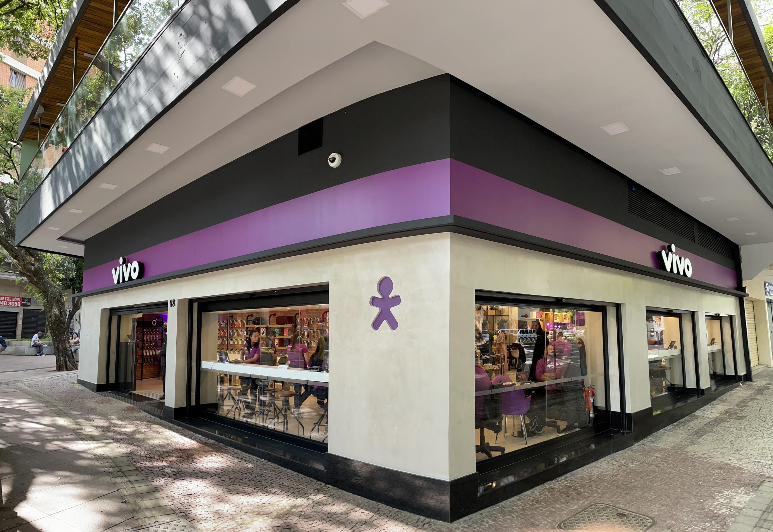 Vivo inaugura loja em Belo Horizonte com novo conceito em ponto de  experiência ao cliente – : : CidadeMarketing : :