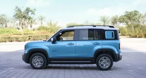 O veículo promete uma autonomia de até 400 km.