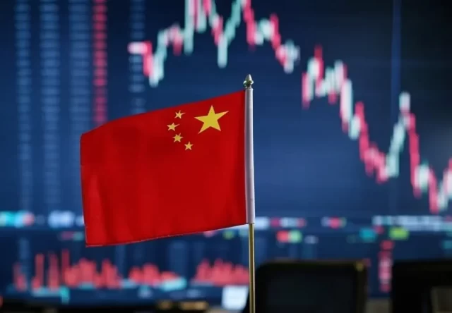 O impacto nas ações individuais listadas na bolsa de Hong Kong foi devastador nesta segunda-feira