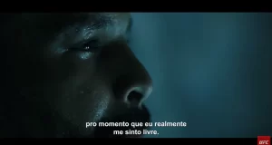 Dividida em quatro episódios de aproximadamente 20 minutos cada, Long Story Short acompanha o dia a dia de Alexandre Pantoja, Caio Borralho, Virna Jandiroba e Michel Pereira