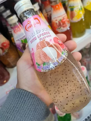 Pelas ruas do bairro, é possível experimentar o melhor da culinária japonesa e de outras culturas asiáticas.