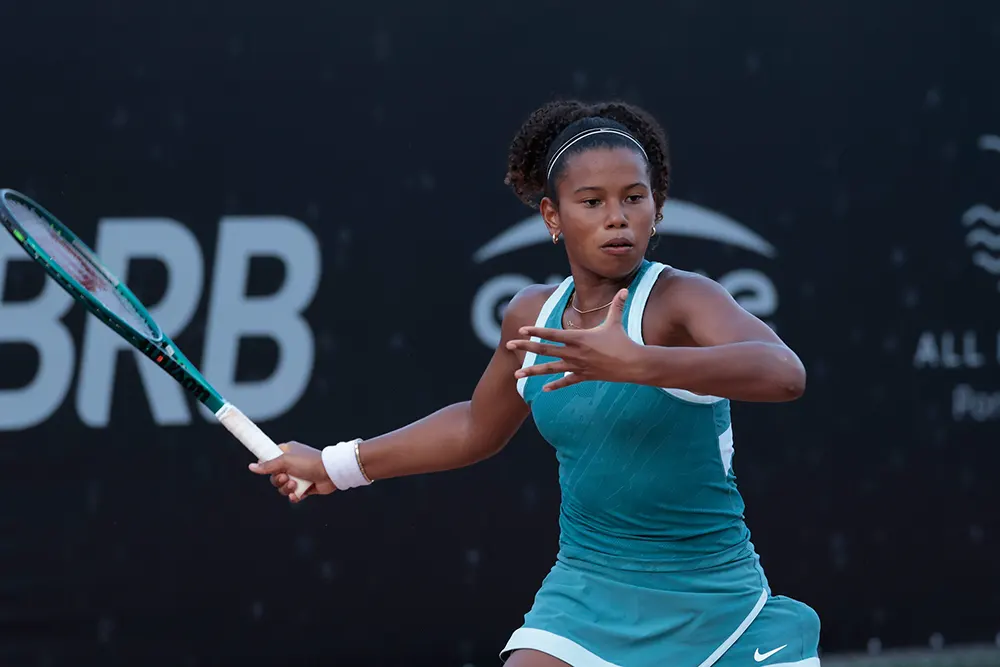 Elas se juntam a Bia Haddad Maia e Laura Pigossi na disputa do WTA da maior cidade das Américas