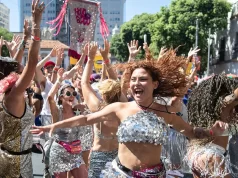 Carnaval de Rua 2026: Riotur abre inscrições para blocos no dia 15 de agosto O prazo vai até 15 de setembro e o processo será totalmente online