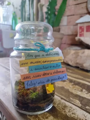 Um presente ideal para profissionais que são fundamentais na vida das pessoas.