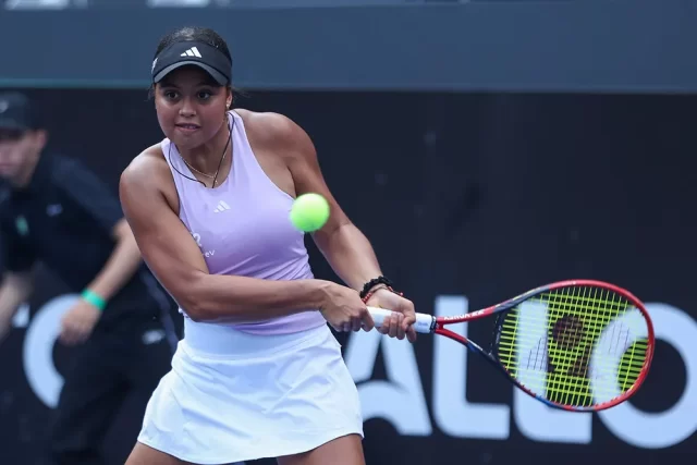 O próximo desafio da jovem tenista será contra a argentina Solana Sierra, atual número 82 do ranking da WTA.