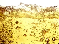 Petrobras anuncia redução de quase 5% no preço da gasolina a partir desta terça-feira (21)