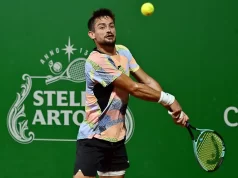 Navone confirma favoritismo e avança no Costa do Sauípe Open Argentino, número 85 do mundo e vice do Rio Open 2024, vence o libanês Hady Habib e segue firme em busca do título no litoral baiano.