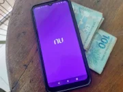 Nubank apresenta instabilidade e pagamentos de boletos ficam fora do ar Em pleno dia de vencimento de faturas, clientes relatam falhas ao tentar pagar boletos pelo app do Nubank. Instituição reconhece o problema e afirma que trabalha para normalizar o serviço até o período da tarde.