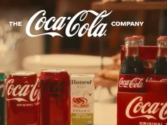 Maior liderança global da Coca-Cola será assumida por um brasileiro A Coca-Cola anuncia o brasileiro Henrique Braun como novo CEO global a partir de 2026. Pela primeira vez, um executivo do Brasil comandará a maior empresa de bebidas do mundo, sucedendo James Quincey e marcando um novo capítulo na liderança da companhia.