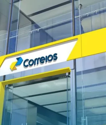 Correios têm 15 anos, juros e 3 anos de carência para pagar empréstimo bilionário Correios em crise: Tesouro Nacional aprova operação de crédito de R$ 12 bilhões