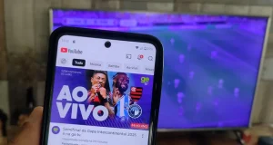 Canal de streaming ao vivo da Rede Globo se consolida no ambiente digital e ultrapassa a audiência orgânica da CazéTV em grandes transmissões esportivas.