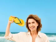 Havaianas leva “chinelada” nas redes por campanha com Fernanda Torres Havaianas enfrenta críticas nas redes sociais após campanha com Fernanda Torres ser interpretada como posicionamento político. Marca ainda não se pronunciou sobre o caso.