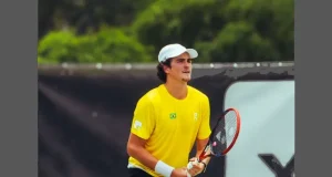 Com apenas 19 anos, João Fonseca entra em 2026 cercado de expectativas. O calendário desafiador e a confiança adquirida em 2025 reforçam o sentimento de que o brasileiro pode alcançar um novo patamar e consolidar seu nome entre os melhores tenistas do mundo.