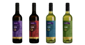 Qualitá, marca exclusiva do GPA, lança nova linha de vinhos de mesa nas versões tinto e branco, seco e suave. Os rótulos chegam para atender diferentes paladares e fortalecer o portfólio da marca, acompanhando o crescimento do consumo de vinhos no Brasil. Disponíveis no Pão de Açúcar, Extra Mercado e aplicativos da rede.