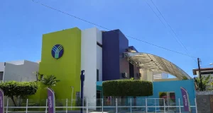 Cursos para crianças, adolescentes e adultos.