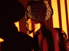 Carnaval Sustentável: Carlinhos Brown inova com trio elétrico híbrido Carlinhos Brown lança trio elétrico híbrido Mister Brown 2 no Carnaval 2026, com energia solar e apoio da WEG.