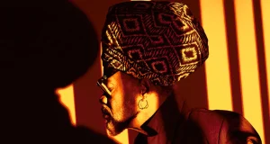 Carlinhos Brown lança trio elétrico híbrido Mister Brown 2 no Carnaval 2026, com energia solar e apoio da WEG.