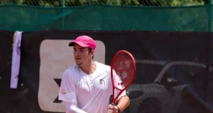 João Fonseca estreia no ATP de Buenos Aires contra Alejandro Tabilo nesta quarta (11), às 18h30. Confira onde assistir ao vivo e detalhes do duelo.