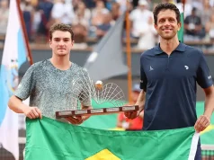 Campeões: João Fonseca e Marcelo Melo conquistam título inédito de duplas do Rio Open Premiação Duplas na Quadra Guga Kuerten.