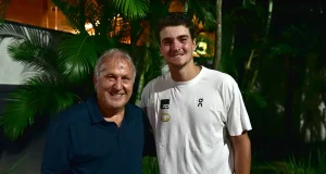 Zico e Carlo Ancelotti assistem jogos no Rio Open 2026 e reforçam clima de celebridades no ATP 500 do Rio.