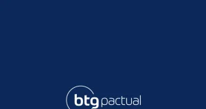 Clientes do BTG relatam falhas no Pix, instabilidade no sistema e cobram explicações após suspeita de ataque hacker. Banco afirma que serviços já foram normalizados.
