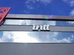 Quando a inovação cria mercado Em 2010, a INTT ousou ir além e apresentou ao mundo o Vibration, o primeiro vibrador líquido do mundo. Um lançamento inovador no mercado que quebrou padrões, despertou curiosidade e redefiniu a forma de viver o prazer.