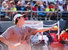 João Fonseca enfrenta Tommy Paul em Indian Wells neste domingo João Fonseca enfrenta Tommy Paul no Masters 1000 de Indian Wells neste domingo (8). O brasileiro avançou após vitória emocionante sobre Karen Khachanov.