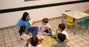 Aprender inglês desde a infância fortalece o desenvolvimento cognitivo, cultural e social das crianças. Yázigi Aracaju oferece ensino do idioma a partir dos 3 anos.