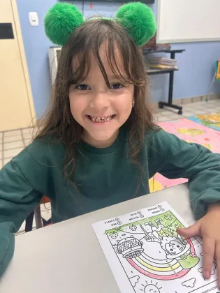 Y&aacute;zigi Aracaju aposta em temas afetivos e experi&ecirc;ncias culturais para ensinar ingl&ecirc;s a crian&ccedil;as, estimulando aprendizado e repert&oacute;rio desde os 3 anos.