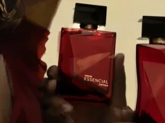 Natura mergulha na essência dos encontros com campanha de Essencial Safran Campanha de Essencial Safran une cultura árabe e brasileira, destacando conexão, sofisticação e experiência sensorial.