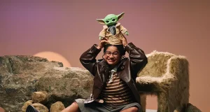 Disney Brasil lança campanha de “O Mandaloriano e Grogu” com Tia Milena para ampliar alcance de Star Wars no país.