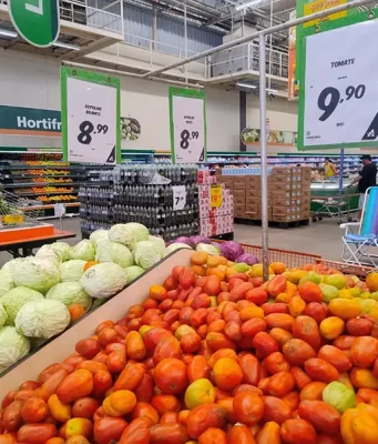 Preços de frutas, verduras e legumes disparam no Brasil e pressionam consumidores Alta nos combustíveis e chuvas intensas impactam logística e elevam preços de frutas, verduras e legumes no Brasil.