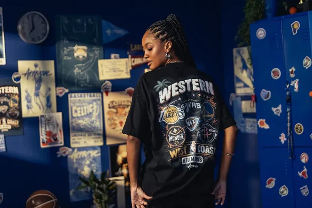 Hellmann&rsquo;s e Approve lan&ccedil;am nova cole&ccedil;&atilde;o inspirada na NBA no Brasil. A collab re&uacute;ne jaquetas, hoodies, camisetas e acess&oacute;rios em edi&ccedil;&atilde;o limitada para f&atilde;s de basquete e streetwear.