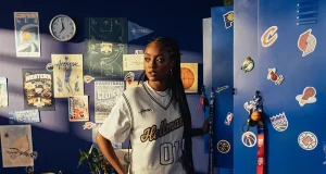 Hellmann’s e Approve lançam nova coleção inspirada na NBA no Brasil. A collab reúne jaquetas, hoodies, camisetas e acessórios em edição limitada para fãs de basquete e streetwear.