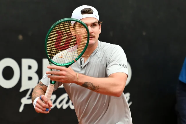 ATP Challenger de Piracicaba chega às oitavas de final com seis brasileiros classificados. Lucas Andrade conquista primeira vitória na categoria e enfrenta Thiago Wild.