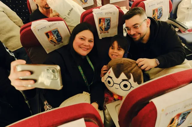 A LATAM Airlines realizou um voo temático inspirado em Harry Potter para Orlando e contou com a Ondina para desenvolver a estratégia digital e ampliar a experiência da ação nas redes sociais.