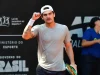 Thiago Wild está na final da Copa Internacional de Tênis de Piracicaba; confira o horário e onde assistir Brasileiro derrota o argentino Juan Manuel La Serna e decide o título do ATP Challenger 50 contra Gonzalo Villanueva neste domingo.