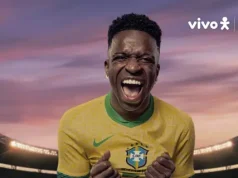 Vivo prorroga promoção Brasileiro Roxo e leva cliente ao Mundial A Vivo prorrogou a promoção Brasileiro Roxo e vai sortear uma viagem para um cliente assistir ao jogo do Brasil na segunda fase do Mundial, nos Estados Unidos.