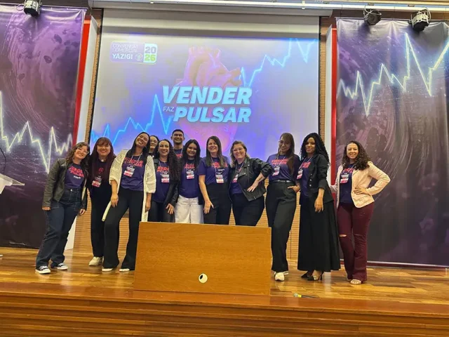 Yázigi Aracaju se destaca em Convenção Nacional e conquista reconhecimento por desempenho em matrículas Yázigi Aracaju ganha destaque na Convenção Nacional da rede Yázigi. Consultor de vendas Natanael recebe prêmio Top de Vendas 2026 por desempenho em matrículas.