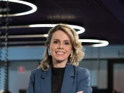 Nubank nomeia Livia Chanes como CEO para a América Latina O Nubank nomeia Livia Chanes como CEO para a América Latina. A executiva seguirá à frente da operação brasileira e liderará a expansão da instituição financeira no México e na Colômbia.