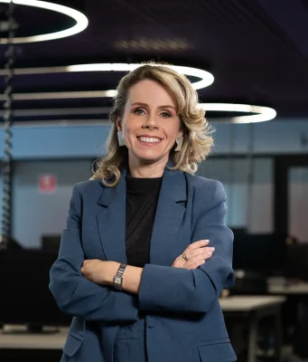Nubank nomeia Livia Chanes como CEO para a América Latina O Nubank nomeia Livia Chanes como CEO para a América Latina. A executiva seguirá à frente da operação brasileira e liderará a expansão da instituição financeira no México e na Colômbia.