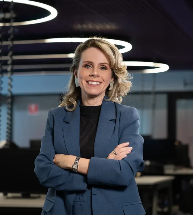 Nubank nomeia Livia Chanes como CEO para a América Latina O Nubank nomeia Livia Chanes como CEO para a América Latina. A executiva seguirá à frente da operação brasileira e liderará a expansão da instituição financeira no México e na Colômbia.