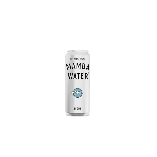 A Anvisa suspendeu os lotes 13 e 14 da água mineral Mamba Water após a identificação da bactéria Pseudomonas aeruginosa. Empresa iniciou recall voluntário e orienta consumidores a solicitar reembolso. A Anvisa suspendeu os lotes 13 e 14 da água mineral Mamba Water após a identificação da bactéria Pseudomonas aeruginosa. Empresa iniciou recall voluntário e orienta consumidores a solicitar reembolso.