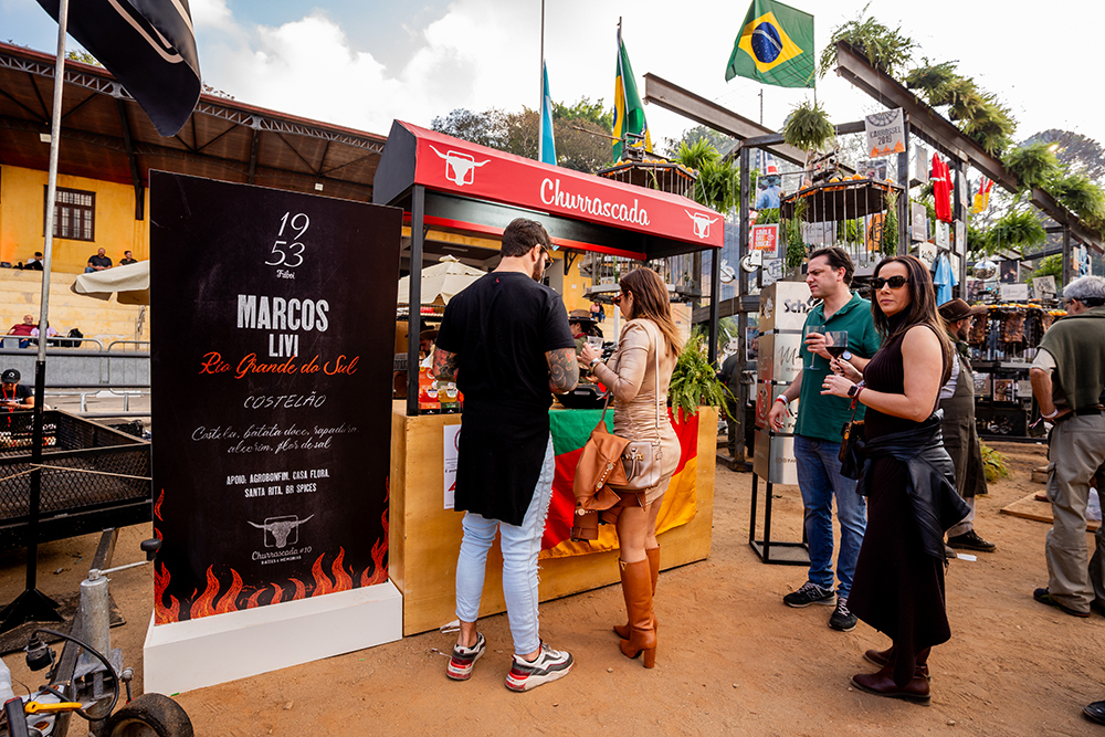 Friboi, Seara Gourmet e Swift participam do Festival Churrascada 2026 com cortes premium, chefs renomados e experiências gastronômicas no evento realizado em São Paulo.