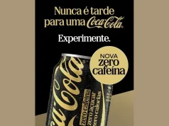 Coca-Cola lança versão sem açúcar e sem cafeína no Brasil Coca-Cola Zero Zero, versão sem açúcar e sem cafeína, chega ao Brasil em setembro. Novidade amplia opções para diferentes momentos do dia.