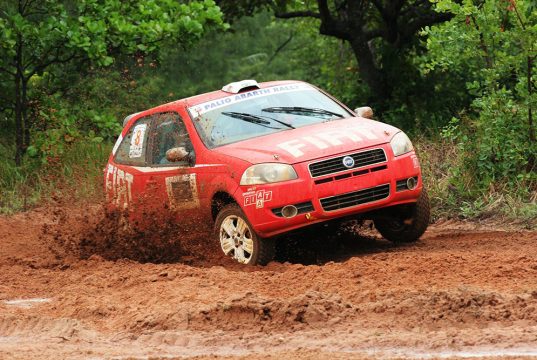 Stellantis celebra 50 anos da Fiat no Brasil e leva cinco marcas, lançamentos, carros históricos e experiências ao Festival Interlagos 2026.