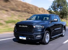 Nova Ram 1500 Big Horn chega ao Brasil por R$ 449.990 Nova versão amplia a linha da Ram 1500 com motor Hurricane 6 Biturbo, tecnologia embarcada, pacote ADAS completo e capacidade de reboque de até 4.490 kg.